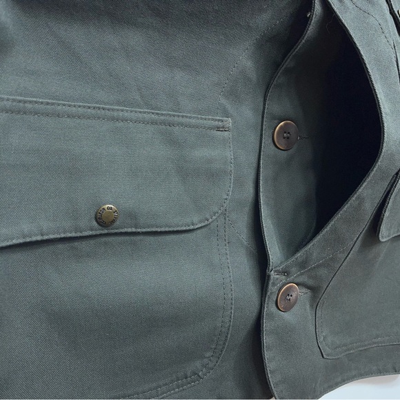 C.C. Filson Canvas Vest Mens Size Medium Olive Green Hunting Fishing Cargo USA - Picture 10 of 15